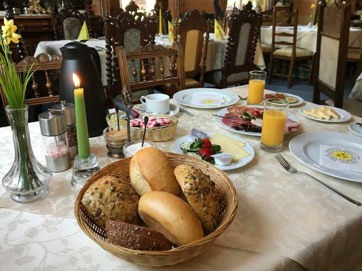 Gastehaus Altes Hotel Schute Lindern Buitenkant foto